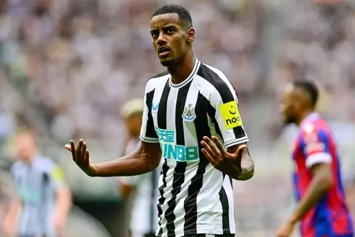 alexander isak newcastle